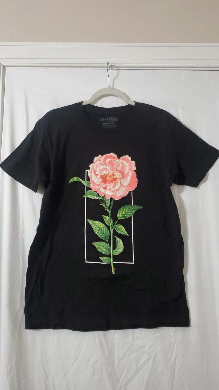 Shawn Mendes The Tour 2019 Rose Graphic Concert T-Shirt Size M